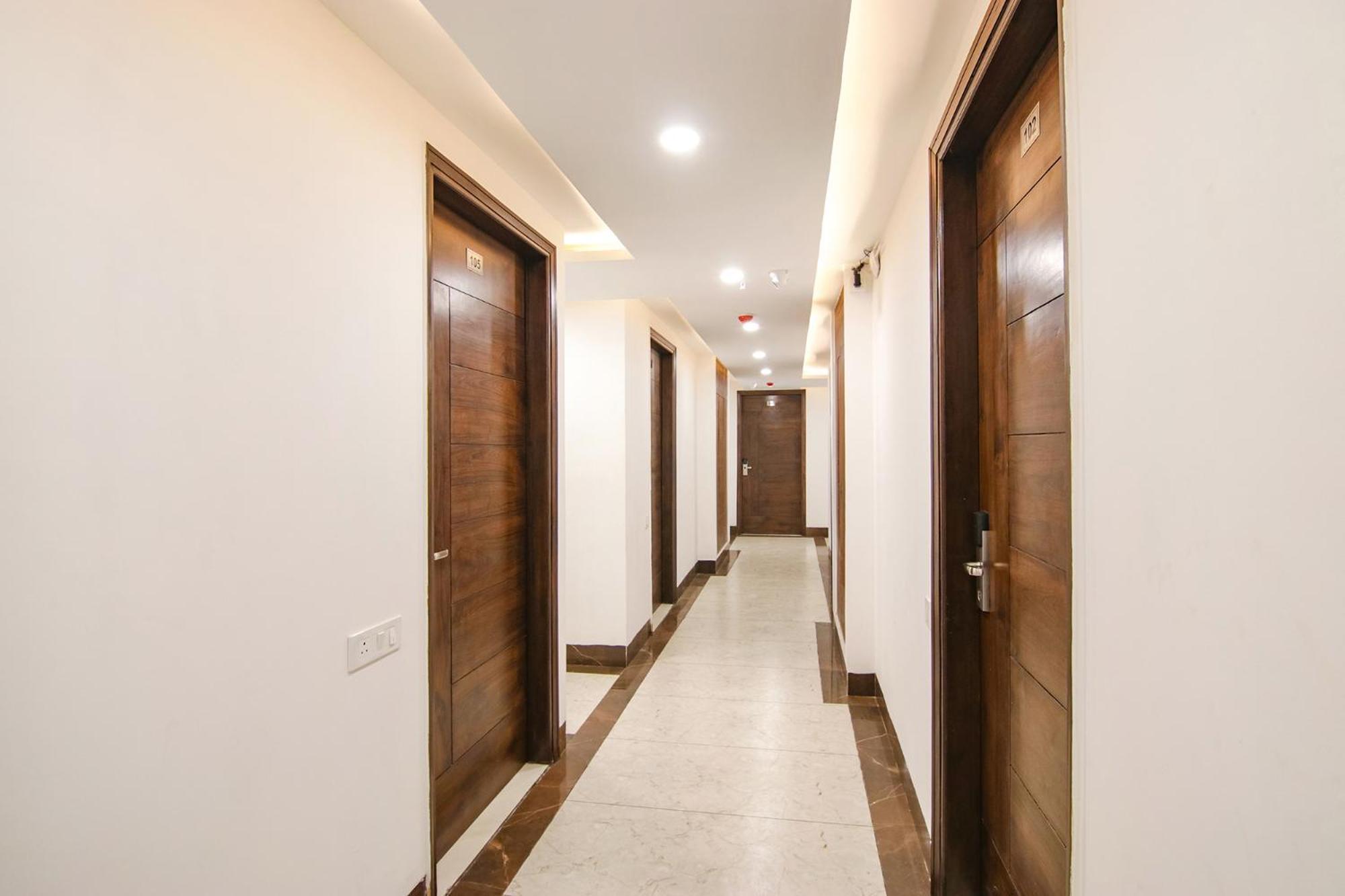 Fabhotel Prism Grand Zirakpur Kültér fotó